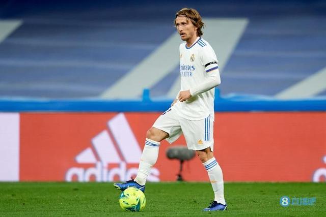 官方：柬埔寨归化原乌兹别克斯坦籍中场米尔扎耶夫